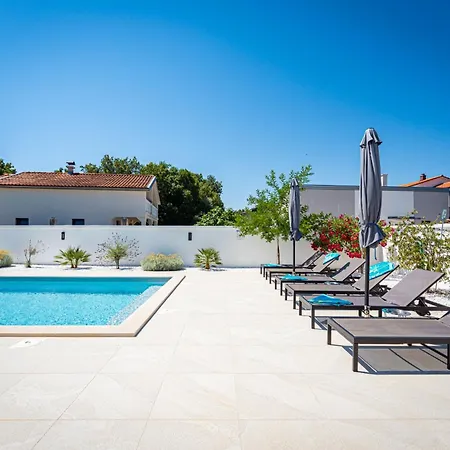 Vila Nerium In - Haus Fuer 6 Personen