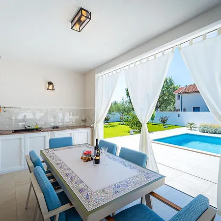 Nerium In - Haus Fuer 6 Personen
