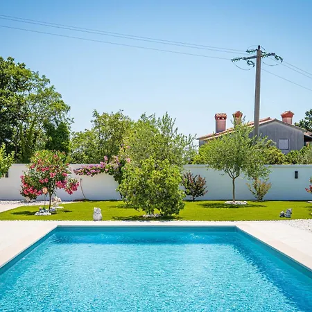 Vila Nerium In - Haus Fuer 6 Personen *