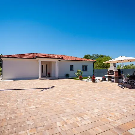 Nerium In - Haus Fuer 6 Personen Vila Kavran