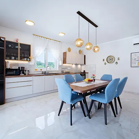 Vila Nerium In - Haus Fuer 6 Personen *