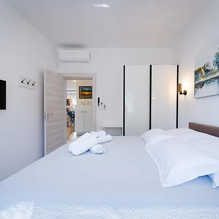 Vila Nerium In - Haus Fuer 6 Personen *